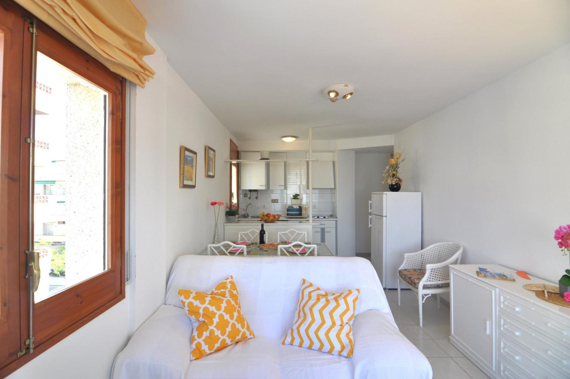 Rnet-Port Margarita 3D Apartment Росес Екстериор снимка