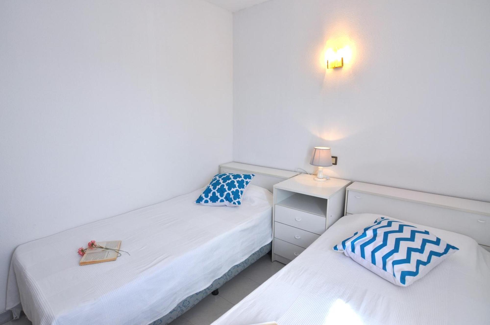 Rnet-Port Margarita 3D Apartment Росес Екстериор снимка